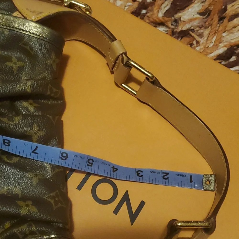 Louis Vuitton includes certificate