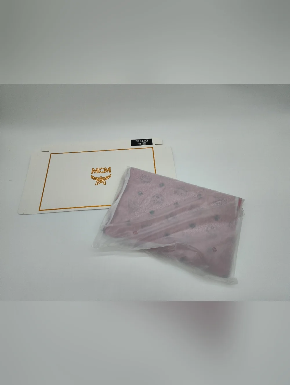 MCM authentic beauté