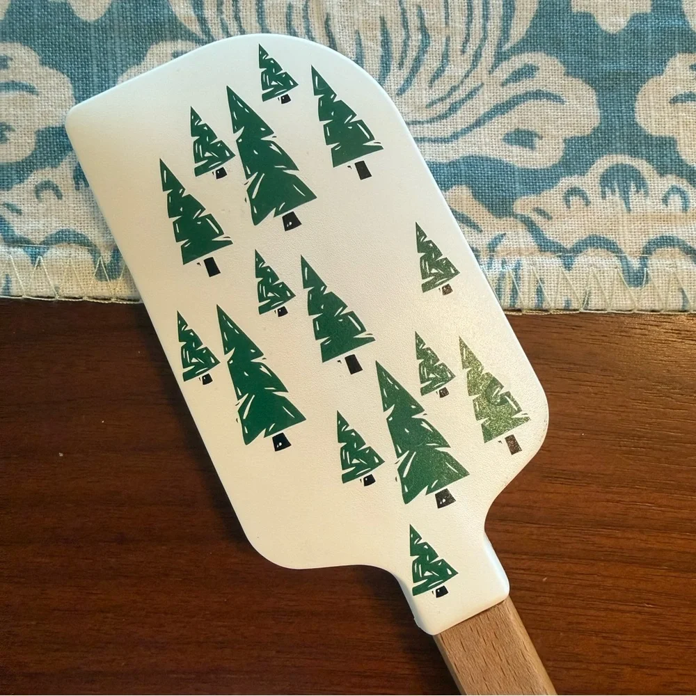 NWOT Christmas Minnie Mouse Williams Sonoma Disney Rubber Spatula