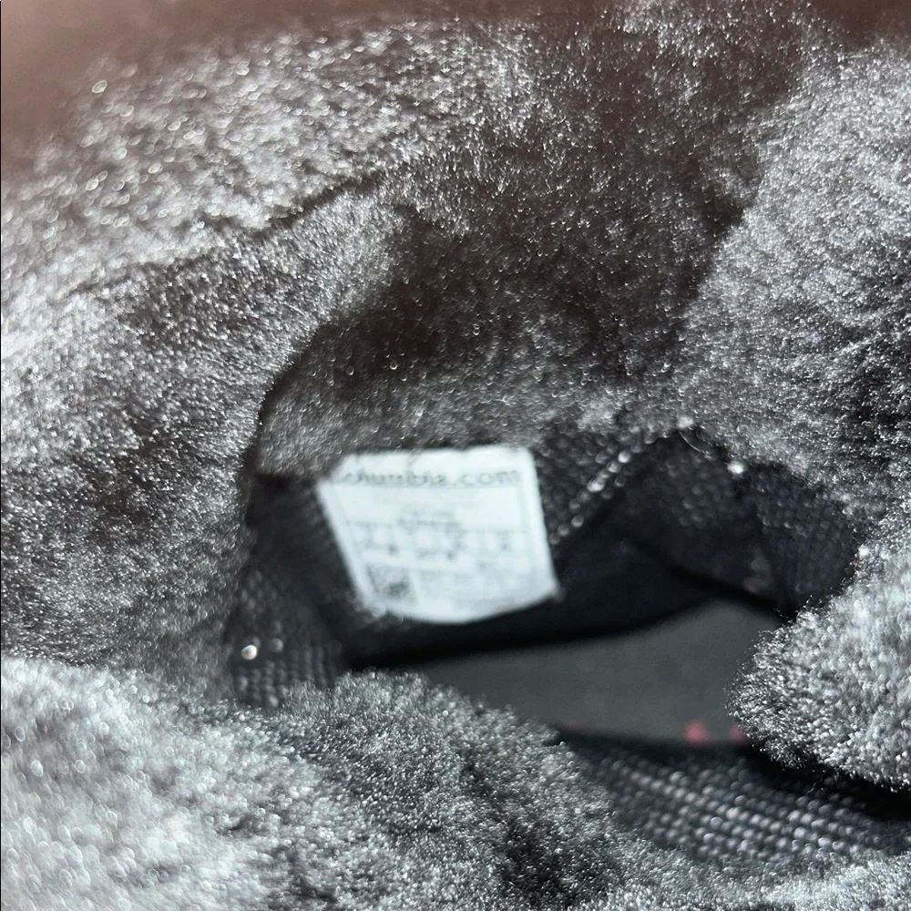 Columbia stay warm