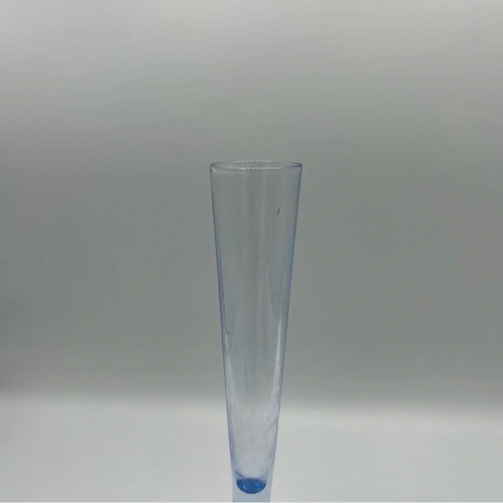 Elegant Controlled Bubble Art Glass Vase Set in Blue‎ and Amber with Flaws