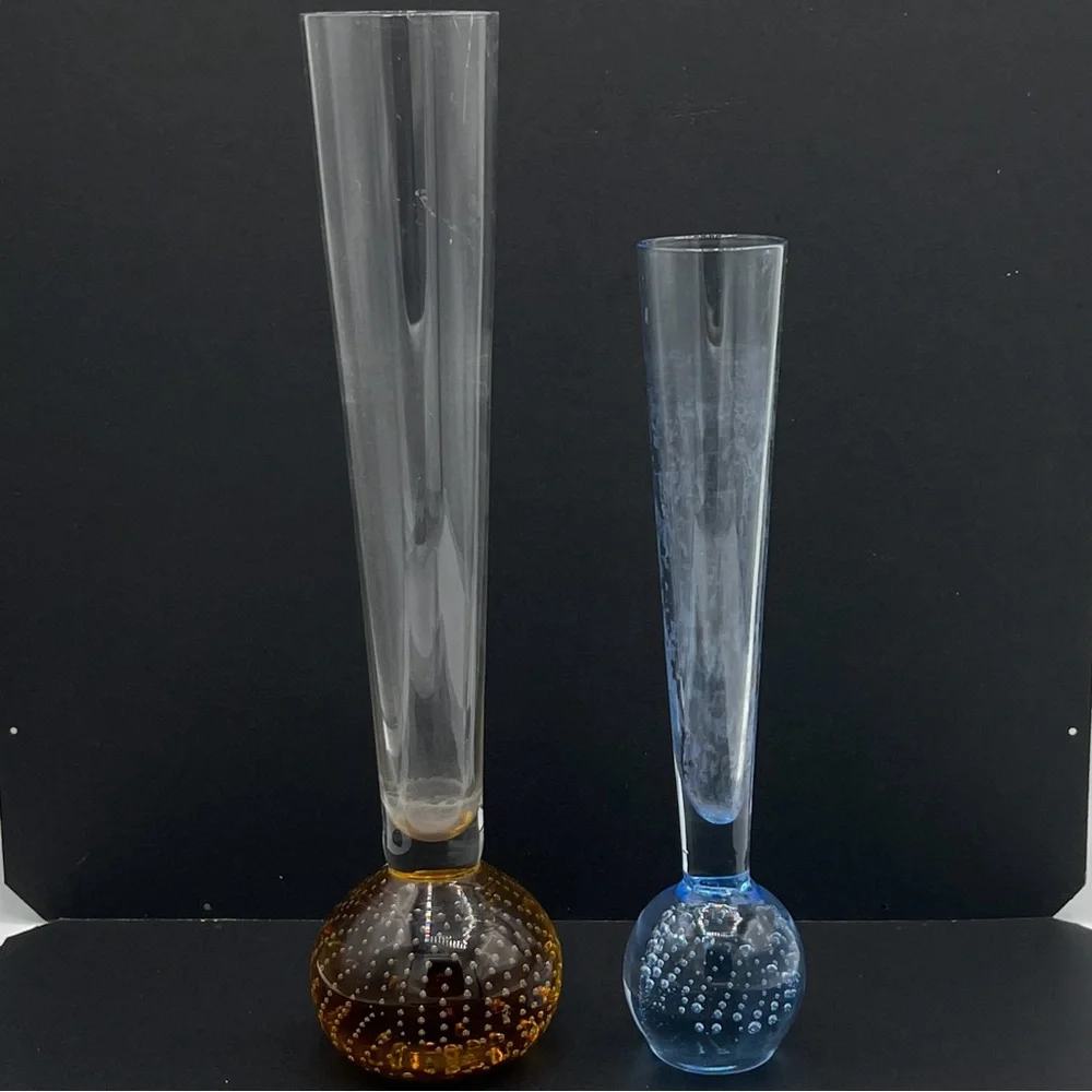 Elegant Controlled Bubble Art Glass Vase Set in Blue‎ and Amber with Flaws