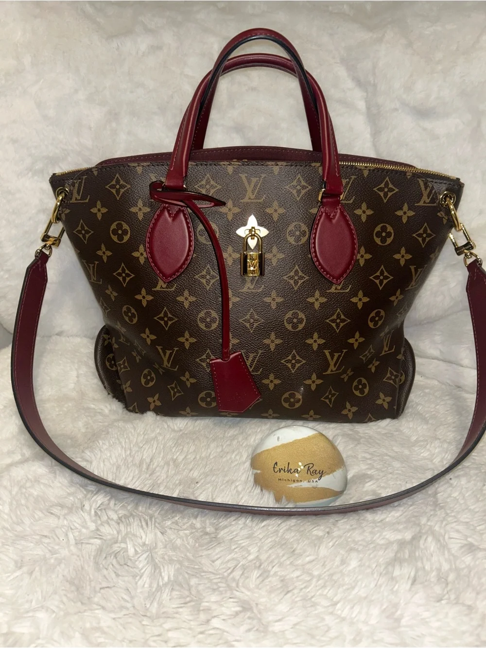 Louis Vuitton 🖤beautiful 🖤comes
