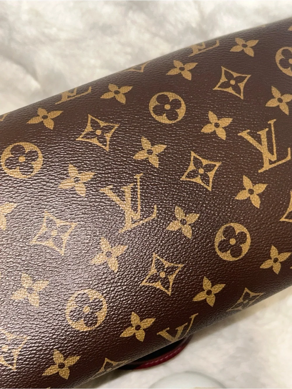 Louis Vuitton 🖤beautiful 🖤comes