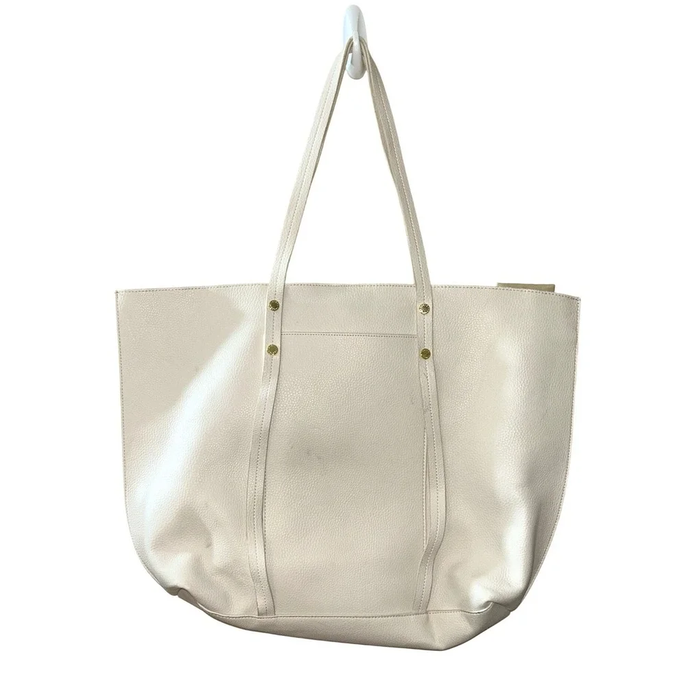 Steve Madden Off‎ White Pebbled Leather Tote Bag Floral Lining with Card Holder