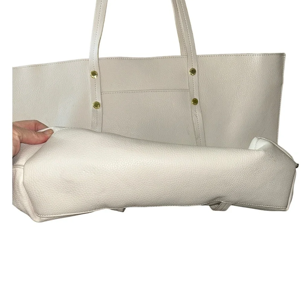 Steve Madden Off‎ White Pebbled Leather Tote Bag Floral Lining with Card Holder