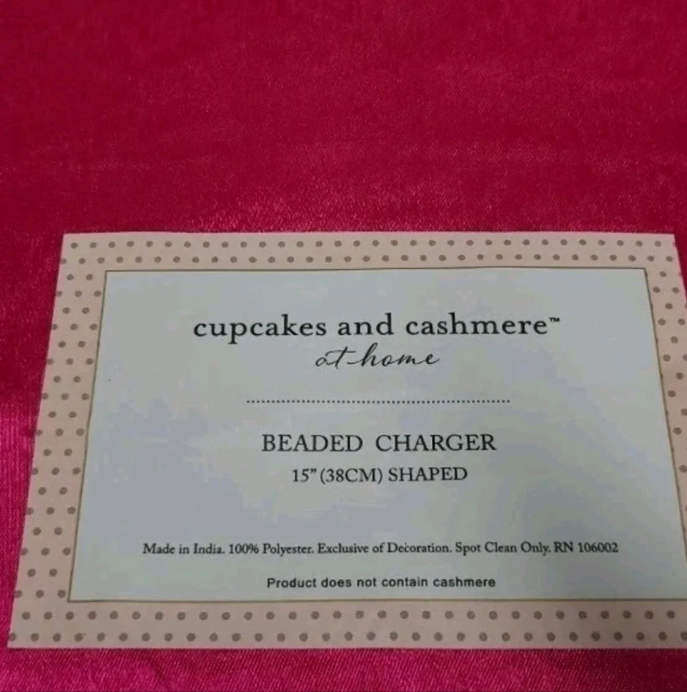 Cupcakes Cashmere Pink Valentines Heart Pearl Shimmer Beaded Placemat Decor New