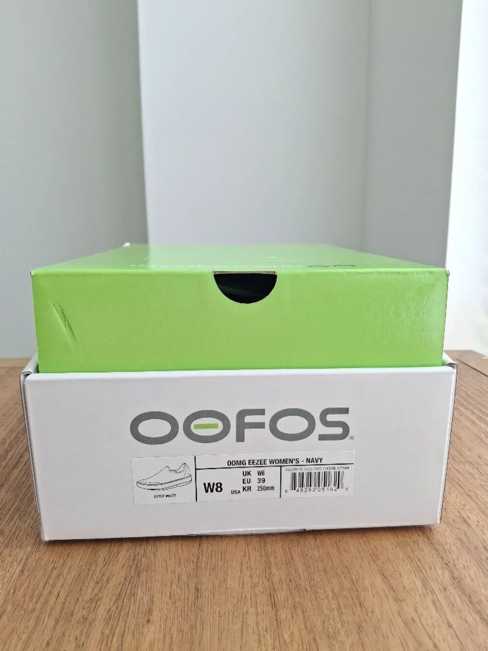 OOFOS oomg eezee