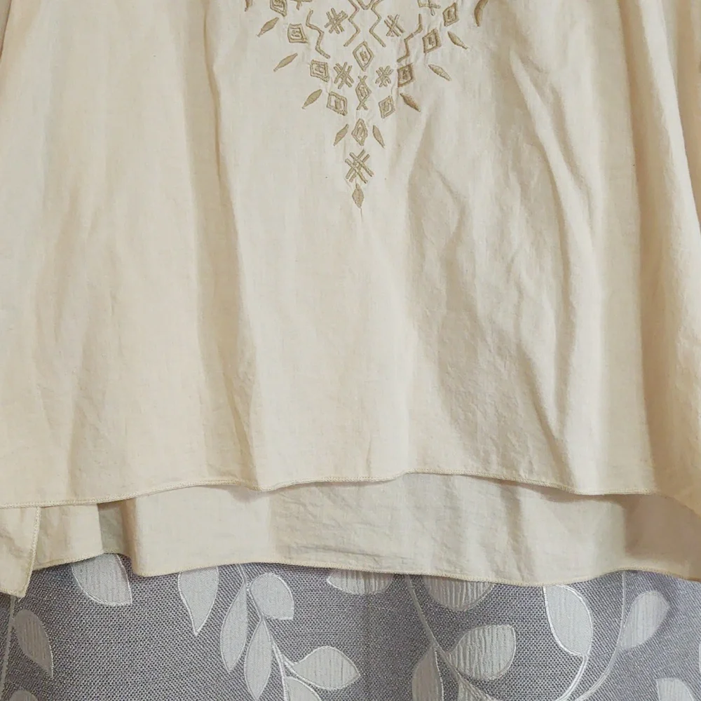 Kyla Seo Embroidered Cream Women's Top size S