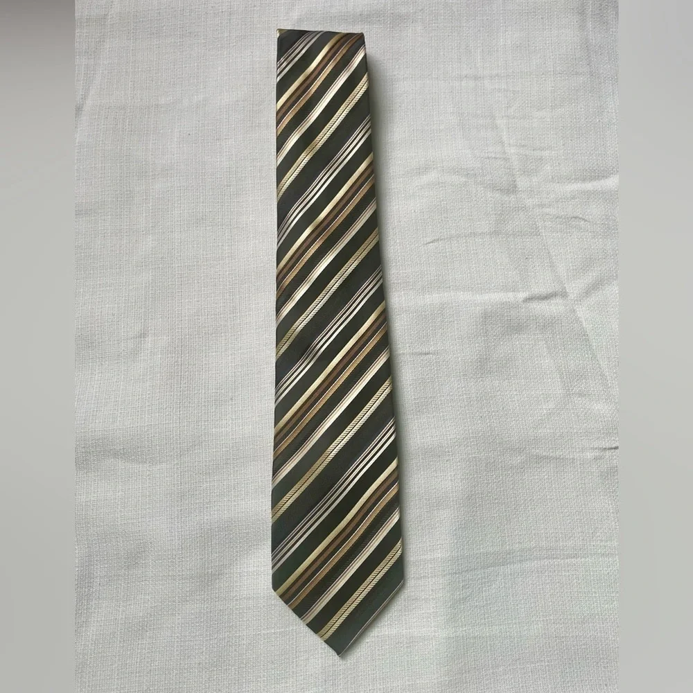 Bill Robinson or polyester 60”