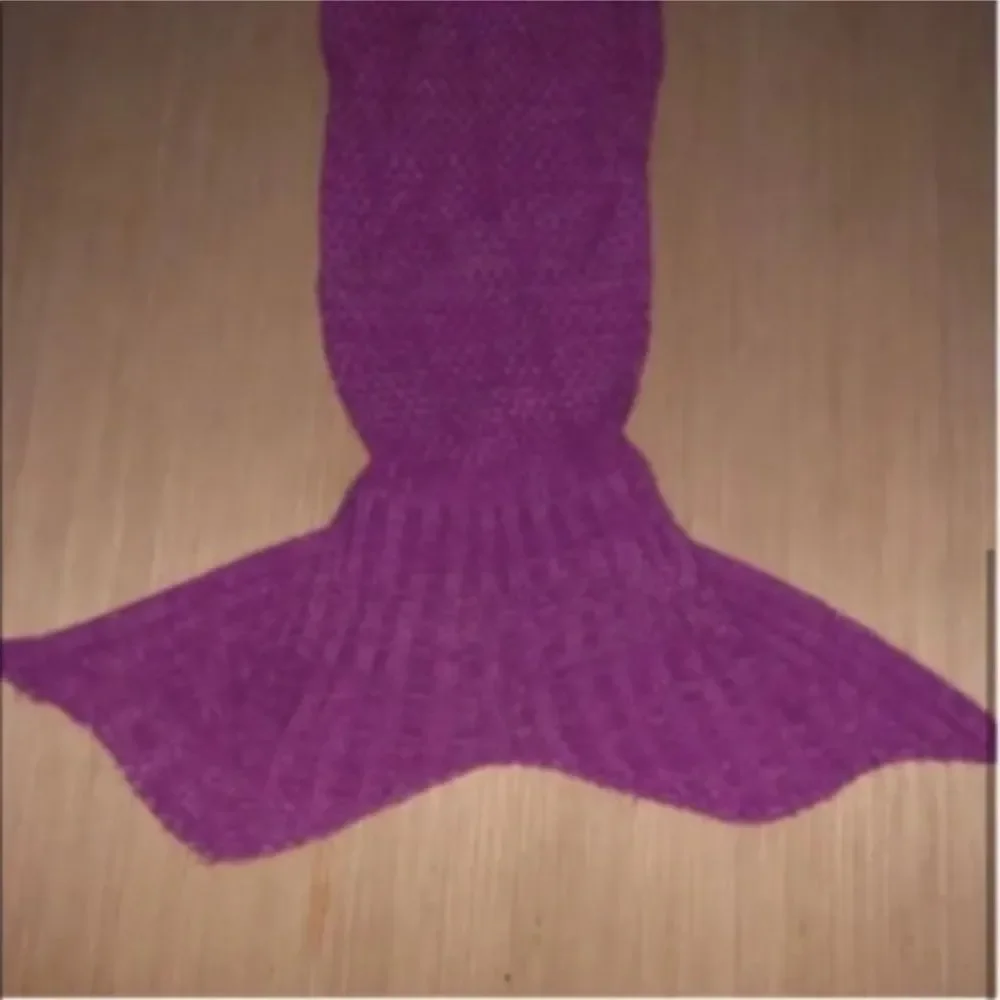 N/A mermaid blanket