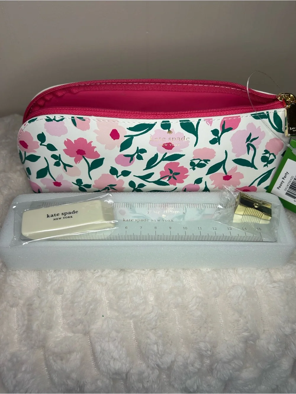 kate spade small zip