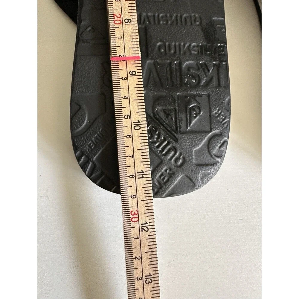 Quiksilver like new