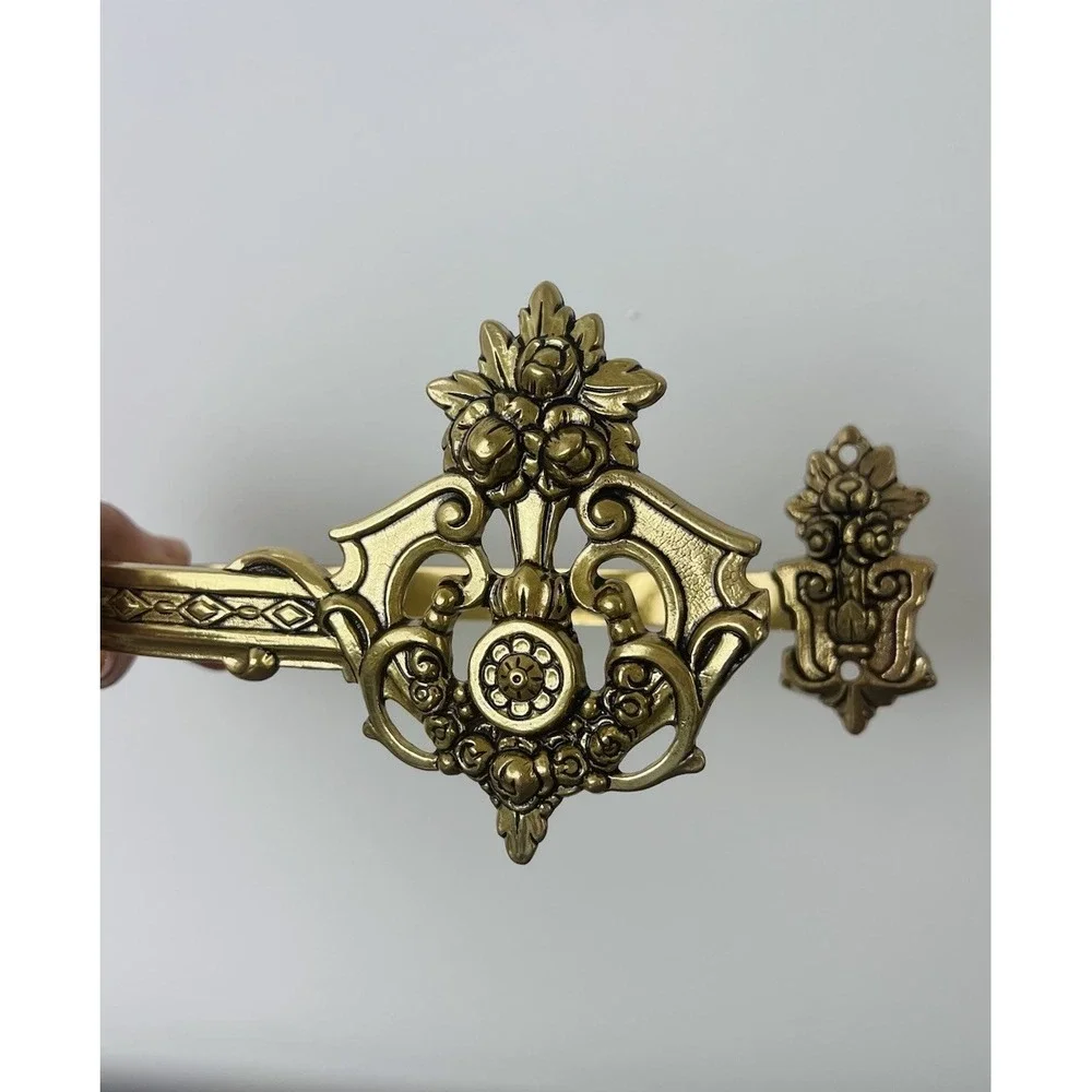 N/A elegant vintage