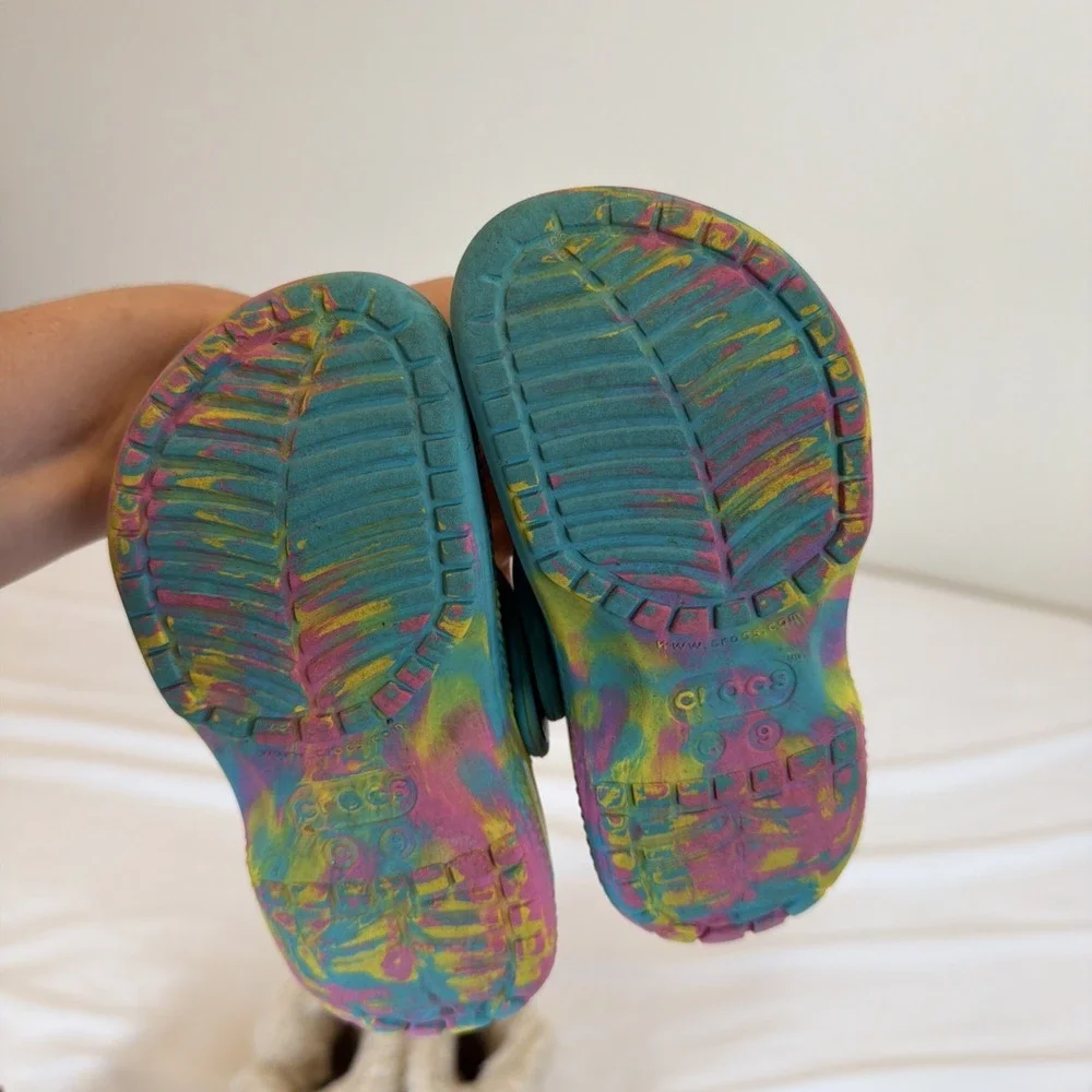 CROCS outfit variety