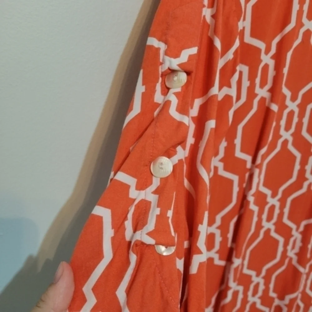 Escapada Orange & White Geometric Print Shirt Blouse Women's Size Medium Coastal