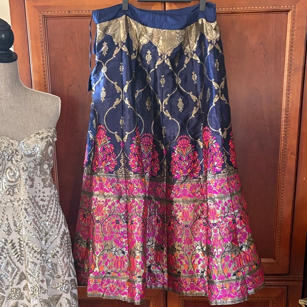 N/A stunning sleeveless
