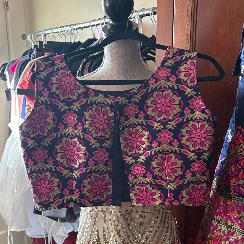 N/A stunning sleeveless