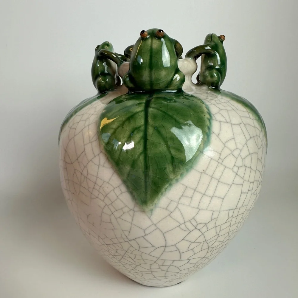 VTG Majolica Frog‎ Round Ceramic Art Pottery Vase