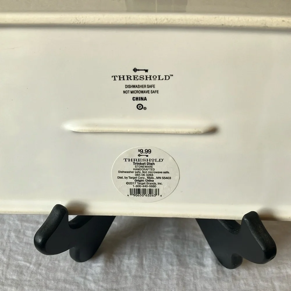 Threshold preowned good