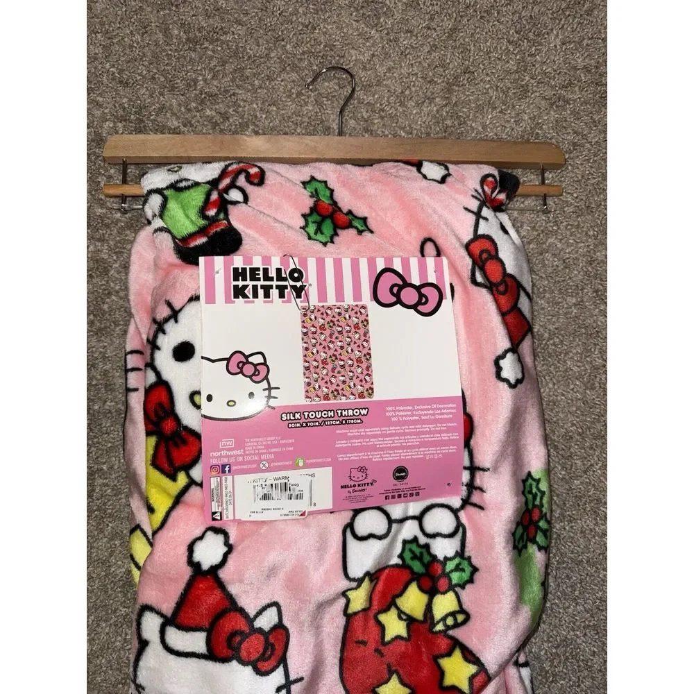 Hello Kitty Mistletoe‎ Pink Christmas Holiday Silk Touch Throw Blanket 50