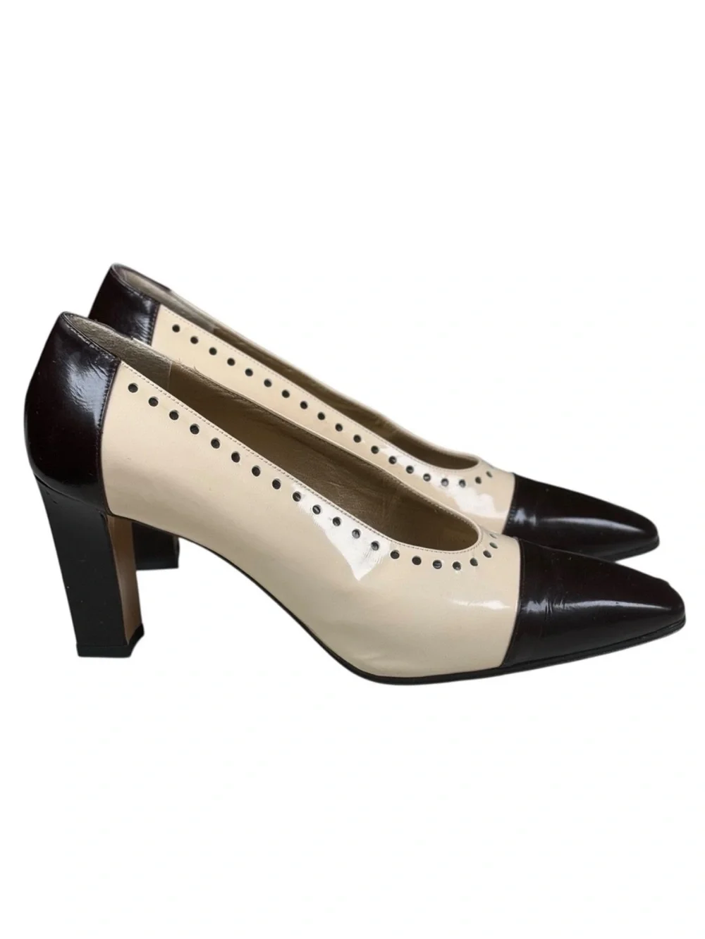 Vintage Yves Saint Laurent Leather Pumps Heels Italy Size 7.5 spectator heels