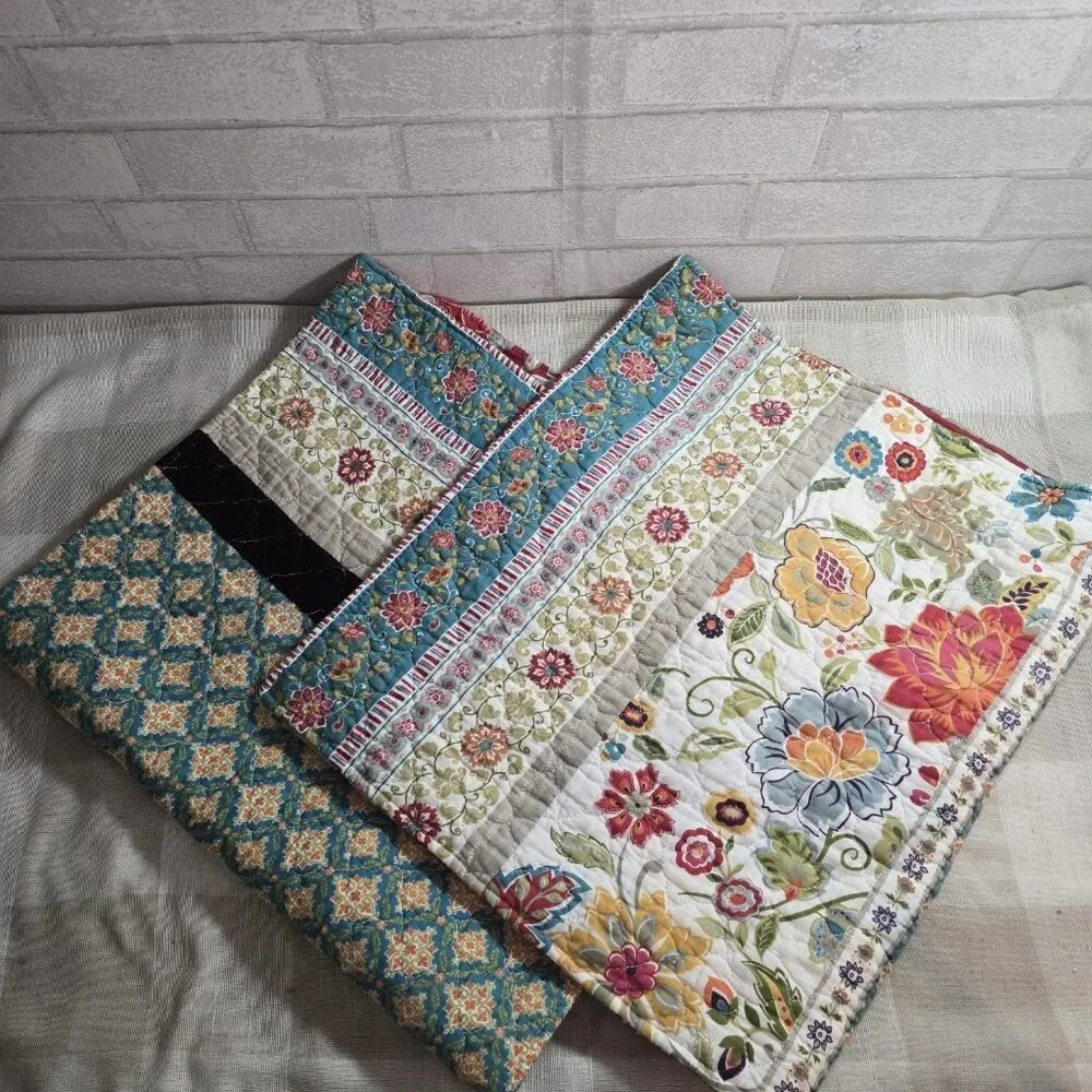 Set of 2 King Size Pillowcases Covers Colorful Quilted Floral Bohemian