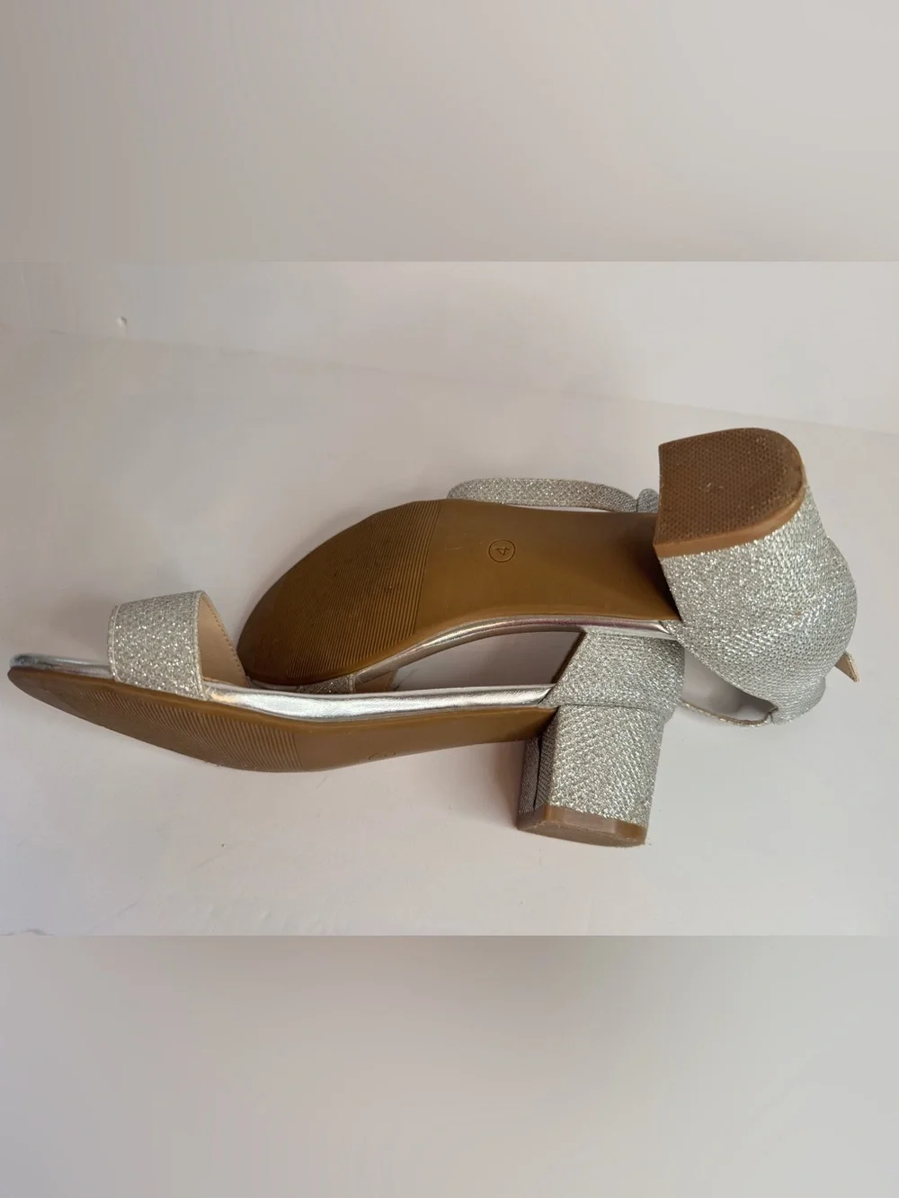 Girls Silver Glitter Block Heel Sandals Size 4 Wedding Party Dress Shoes