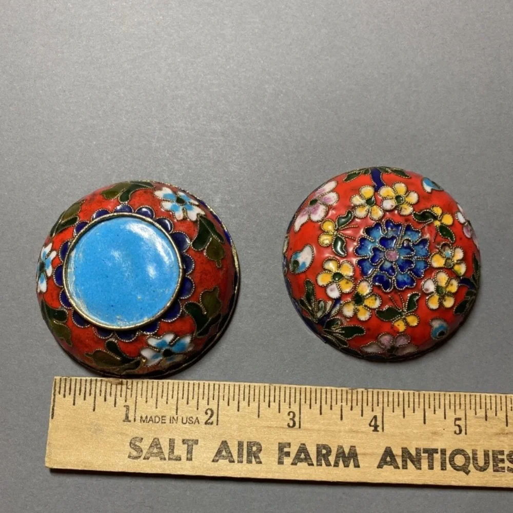 Vintage box pet smoke