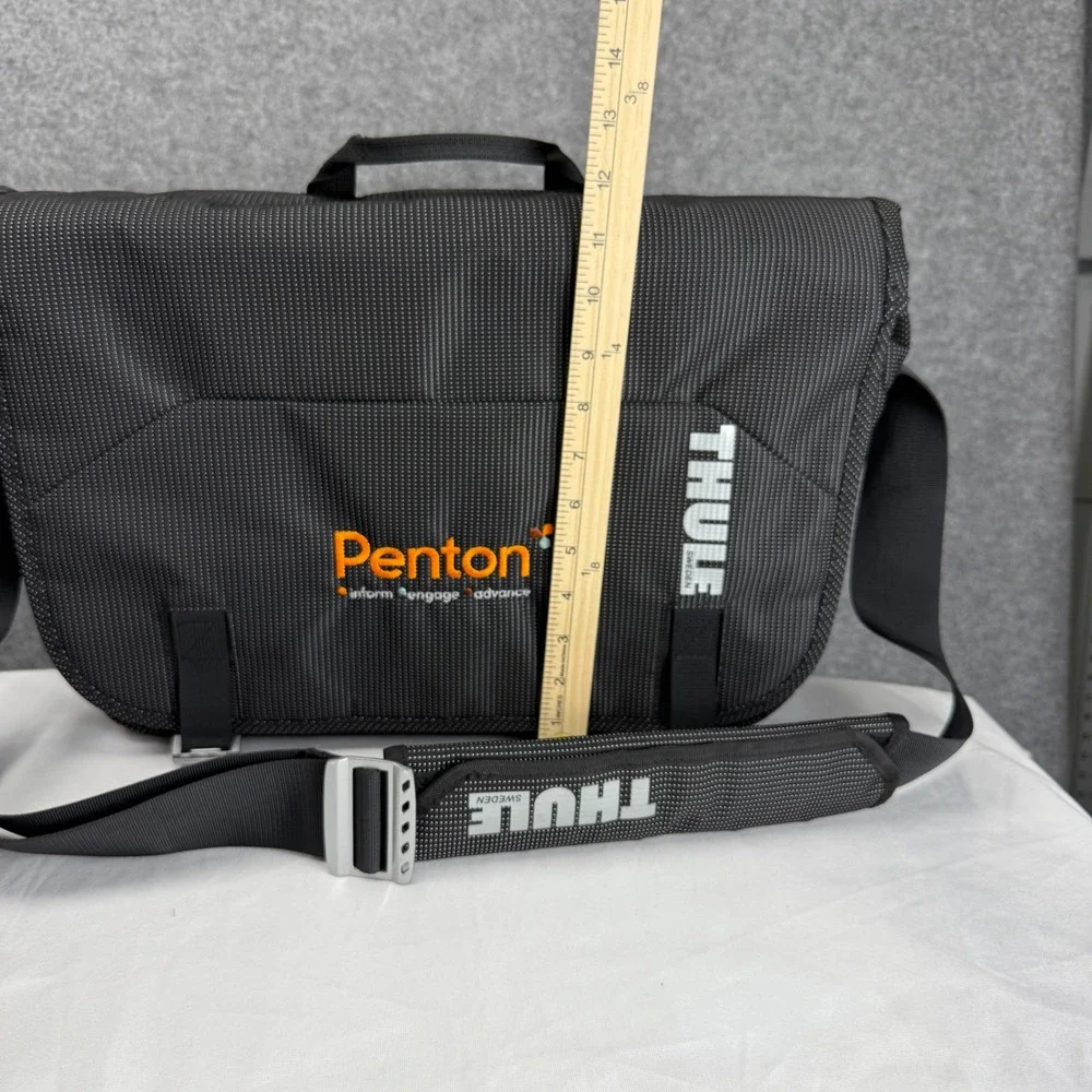 Thule padded front wide