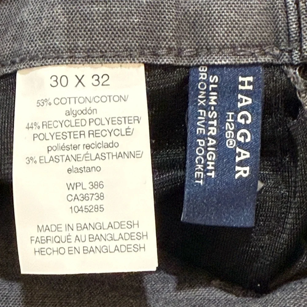 Haggar Men's Charcoal Chinos sz 30 * 32