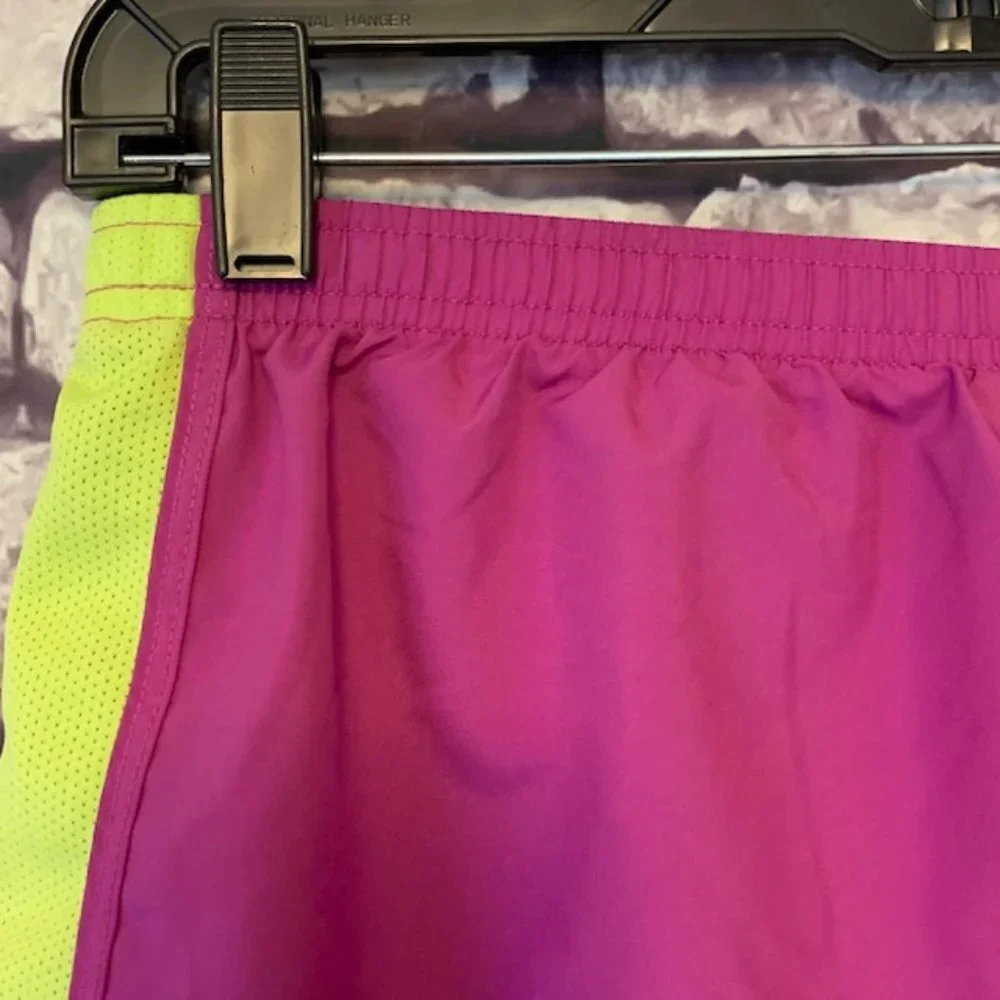 Reebok Purple & Yellow Skort Size M