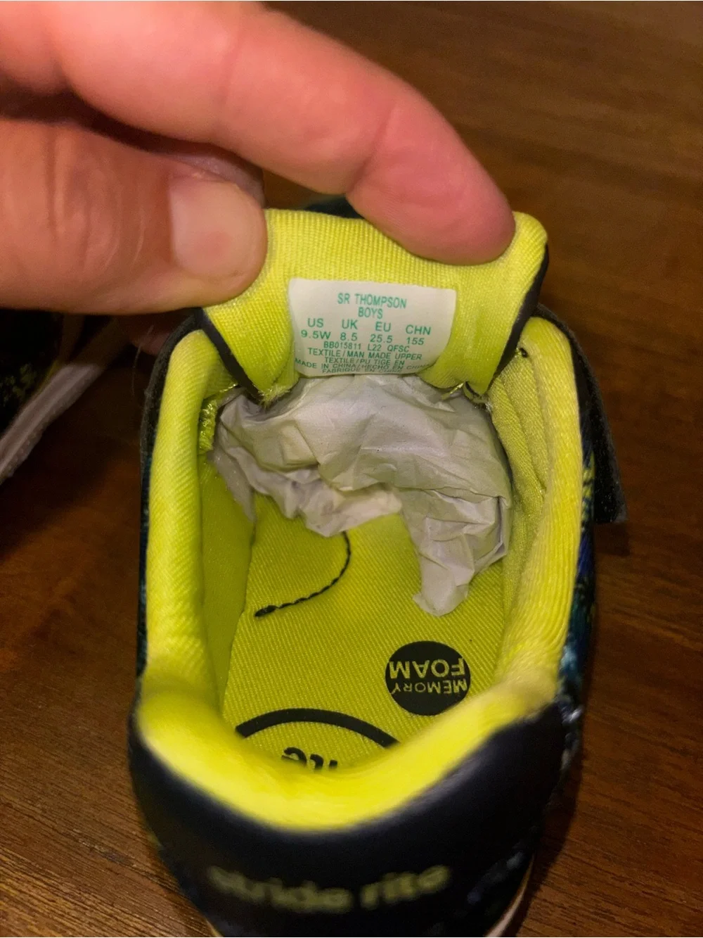 Stride Rite fun palm