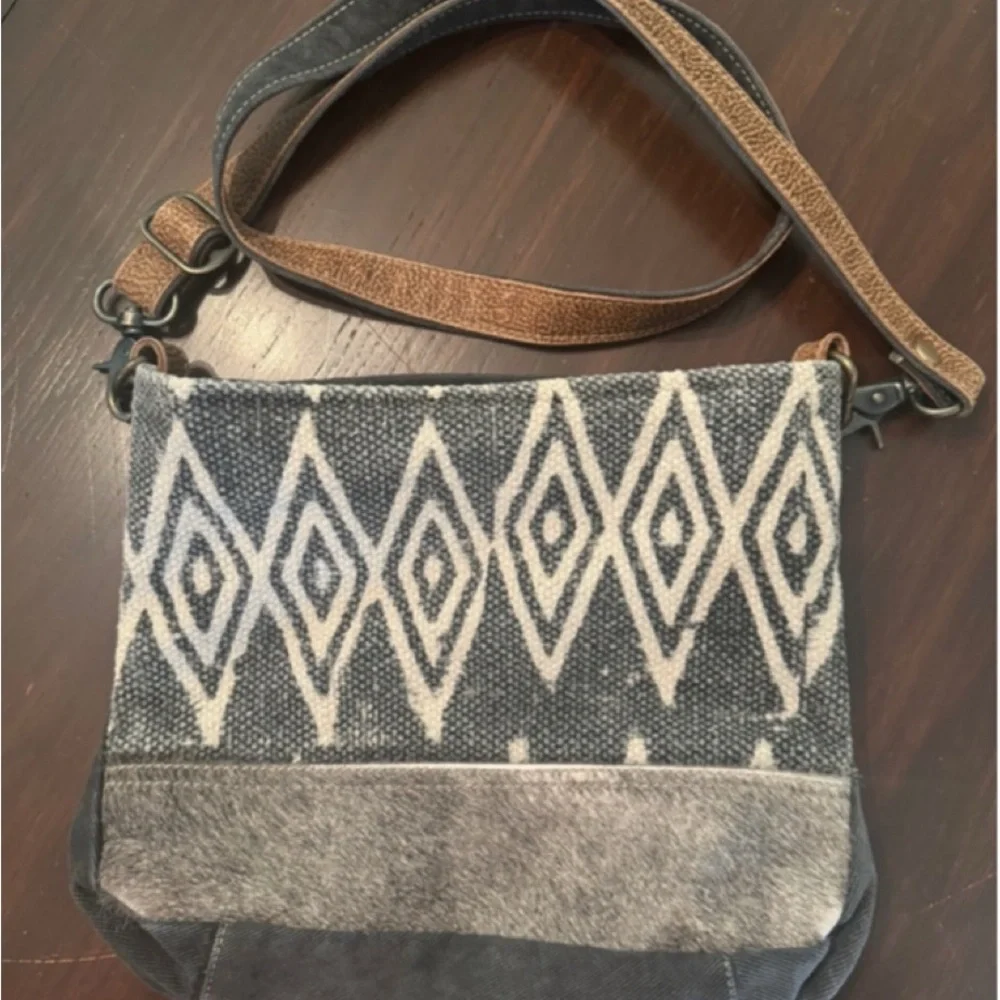 Myra‎  Gray and Brown Women's crossbody  Bag