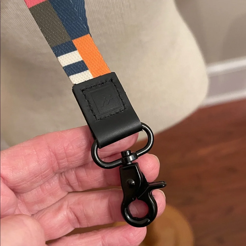 Thread Neck brand thread