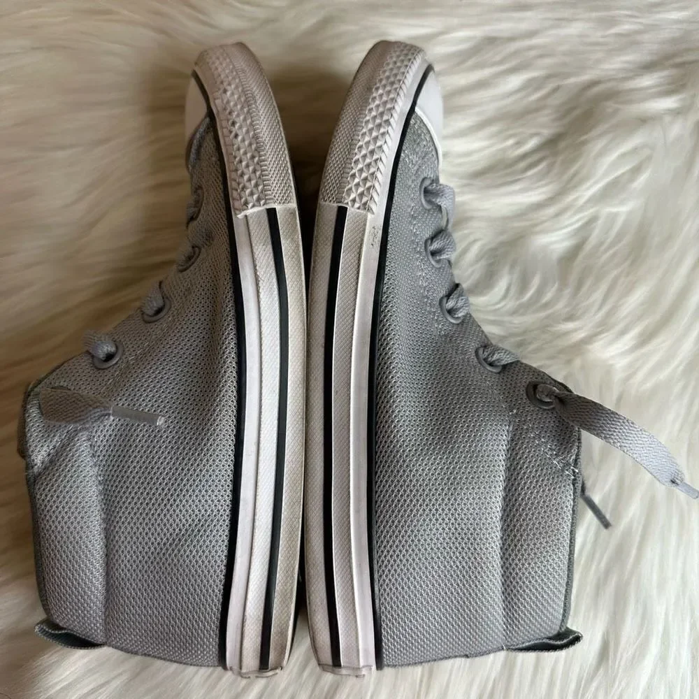 Converse Chuck Taylor All Stars Mid Tops Gray Size 3