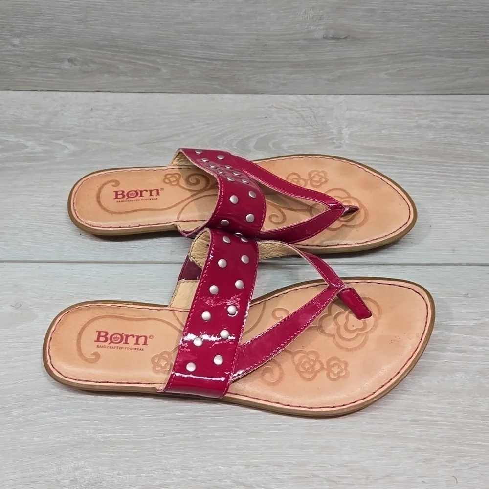 Born Women Leather Thong Sandals Flats shoes sz 8