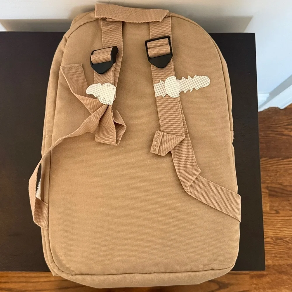 DSW nwt beige