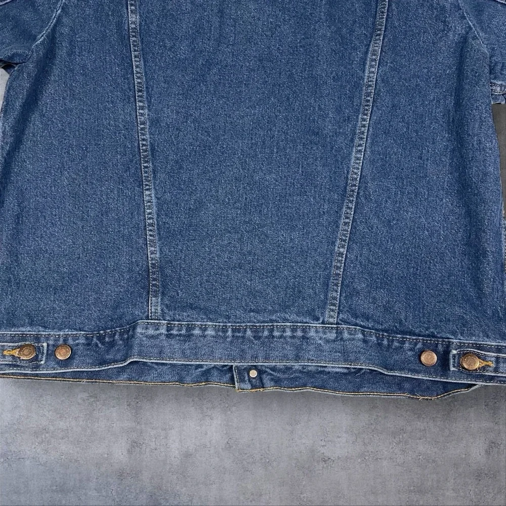 Wrangler denim trucker