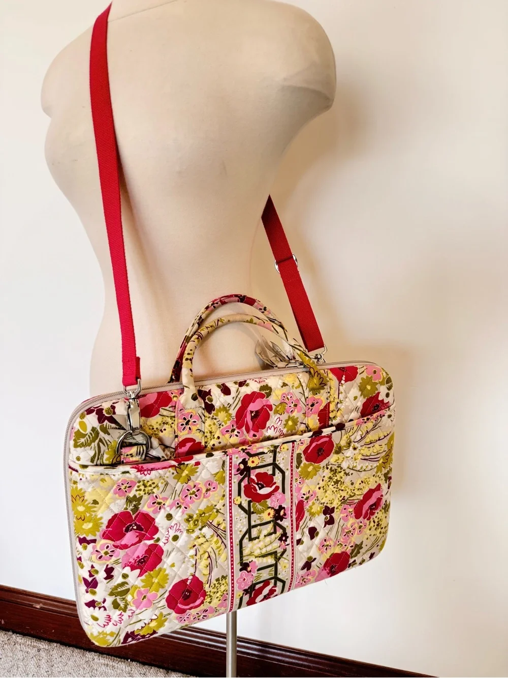 Vera Bradley English Rose Quilted Laptop Messenger Bag in Make Me Blush
