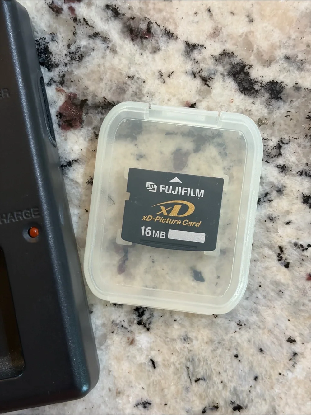 Fujifilm compact shoulder
