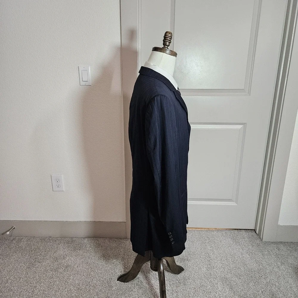 Burberry 42l wool
