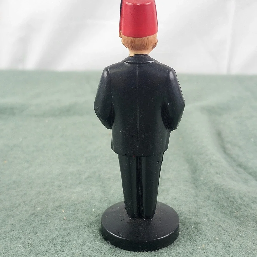 Vintage 1962 Masons Shriner Plastic  Figure Dashboard Car Magnet 5.75 Inch Tall