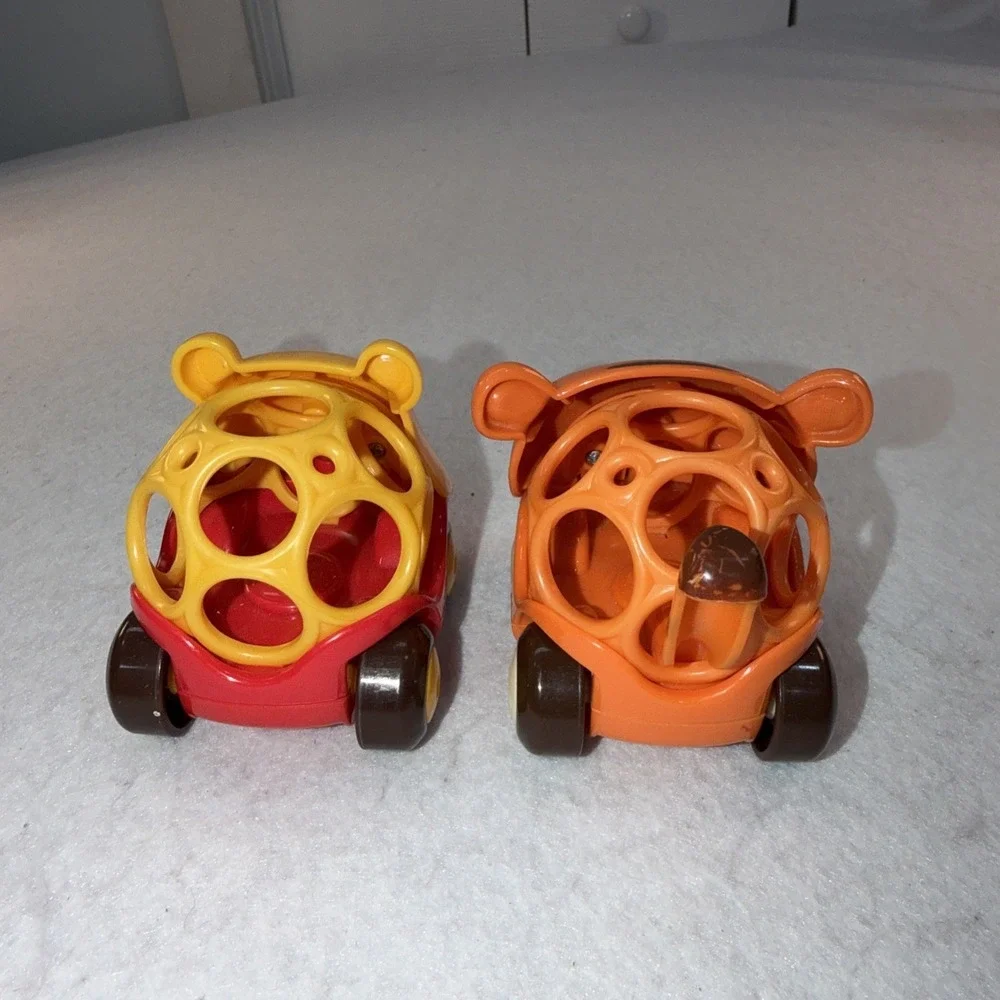 Disney Winnie The Pooh & Tigger O Ball Rattle & Roll Cars Baby Toy Set
