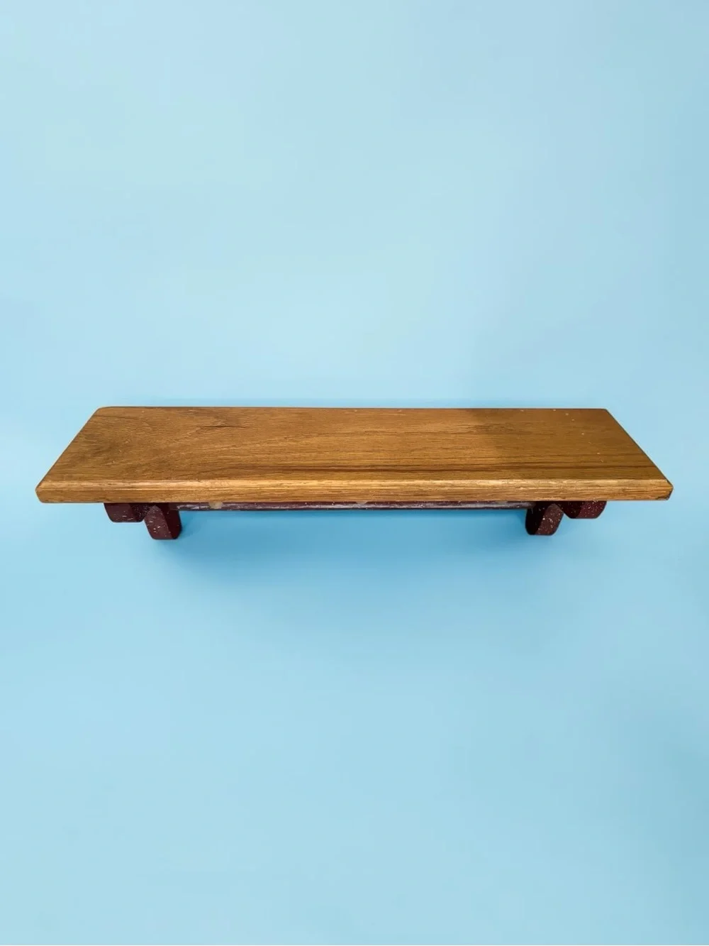 Handmade shelf measures