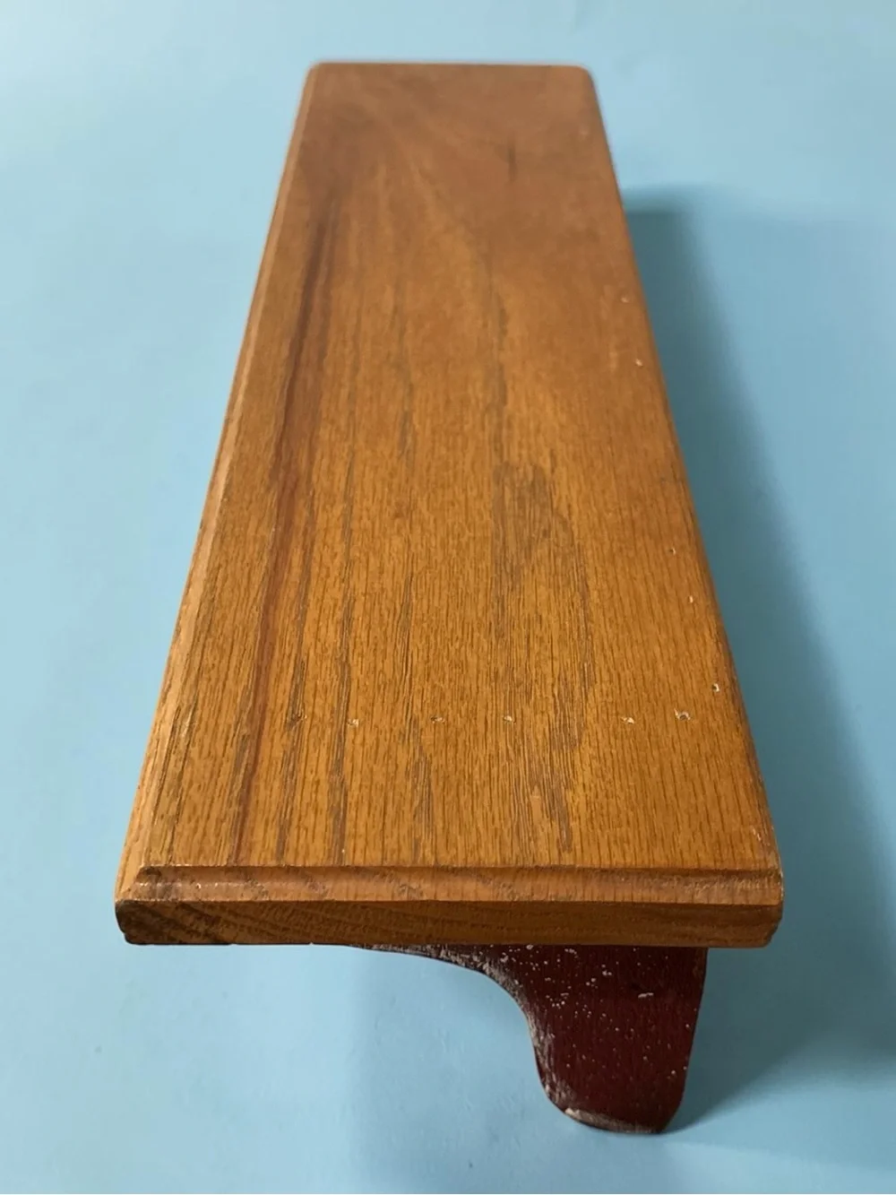 Handmade shelf measures