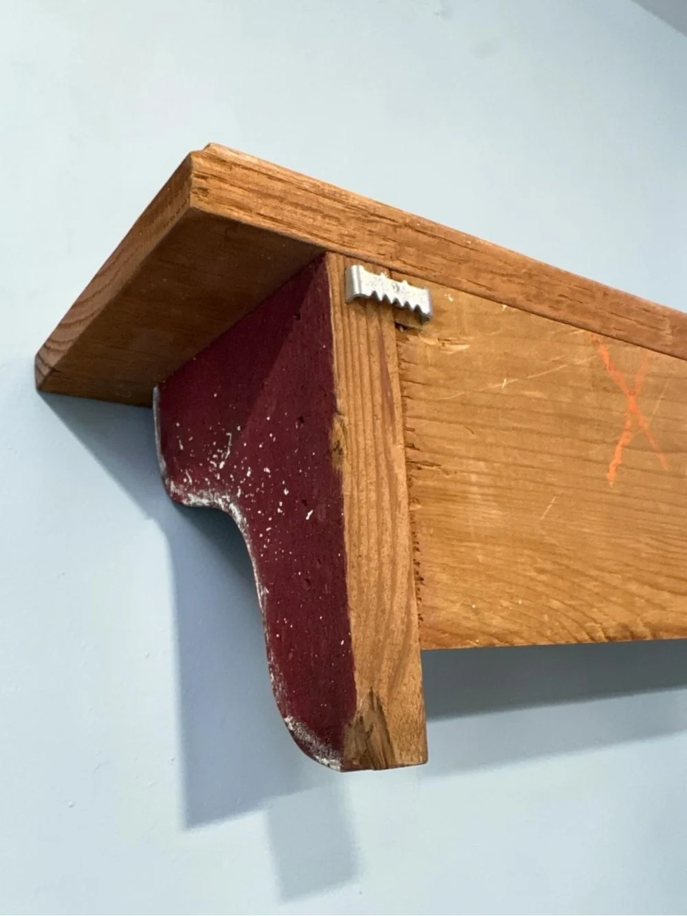 Handmade shelf measures