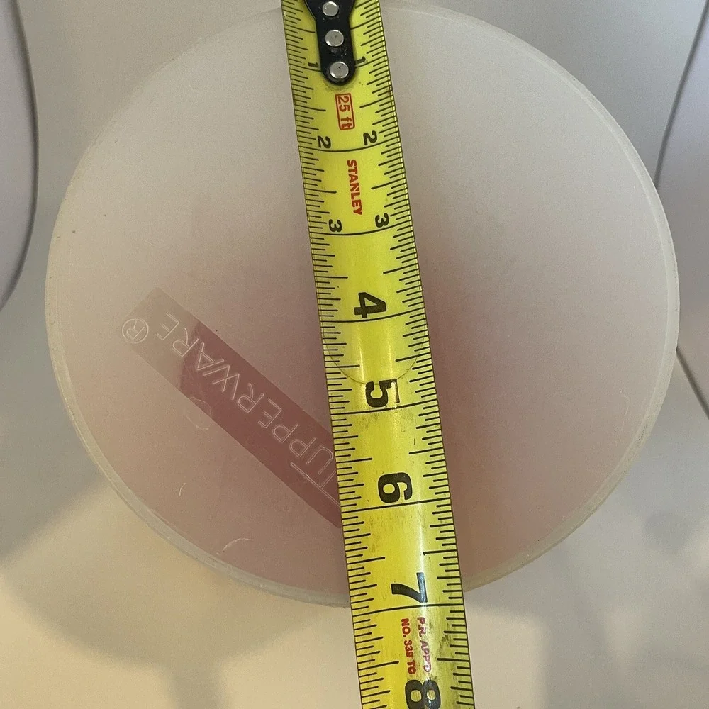 Tupperware preowned used