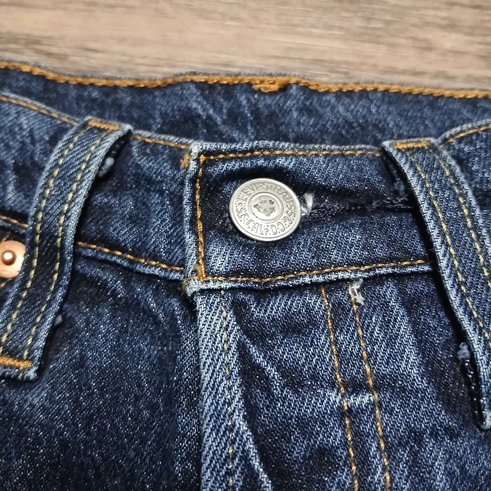 Levis chic levi
