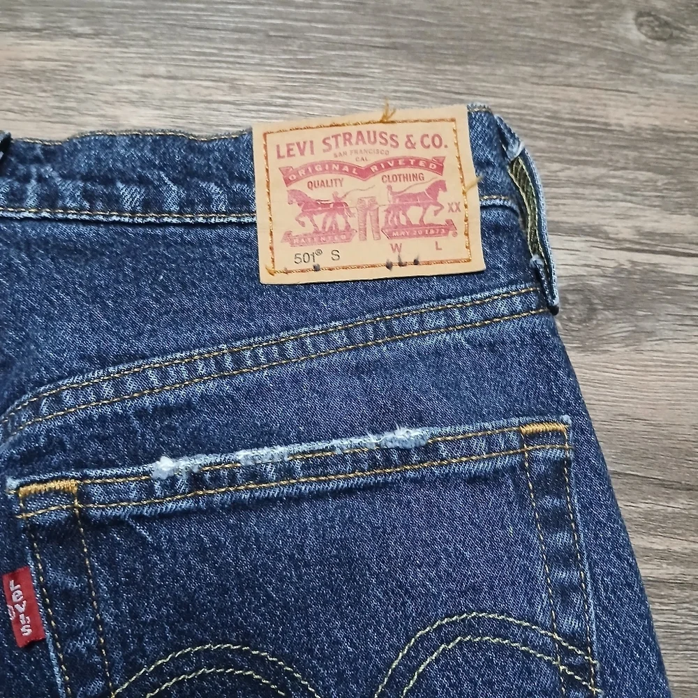 Levis chic levi